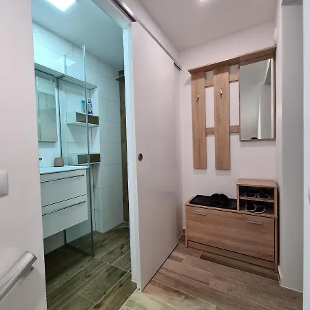 Apartment Dinlux Maribor