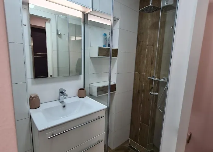 Apartma Dinlux Maribor